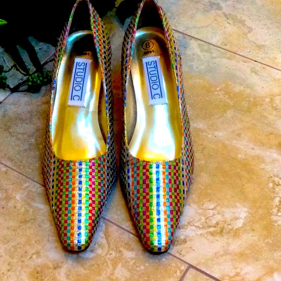 - Studio C fancy multicolored heels - Picture 2 of 6
